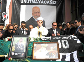 Kazım Kanat son yolculuğuna uğurlanıyor  