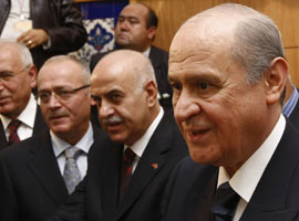 Bahçeli AK Parti ve CHP'yi uyardı