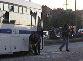 2 kişi daha gözaltına alındı