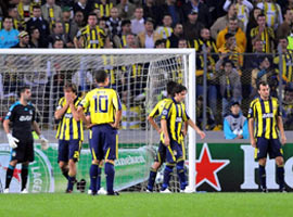 İşte en <b>FARKLI</b> Fenerbahçe manşeti !