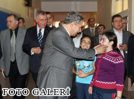 Bülent Arınç'tan sürpriz ziyaret - Foto