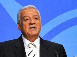 Baykal'a çok sert çıktı: Kıvırma !