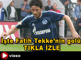 Fatih Tekke takımını ipten aldı ! - İZLE