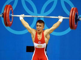 Seçimi kaybetti, sporu bıraktı !