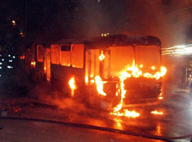 İETT otobüsüne molotoflu saldırı 