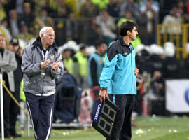 Sonunda Aragones'in yüzü güldü