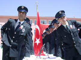 Polis olmak isteyenlere müjde