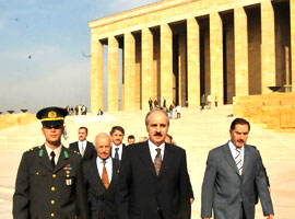 Kurtulmuş ne yapacağını şaşırdı!