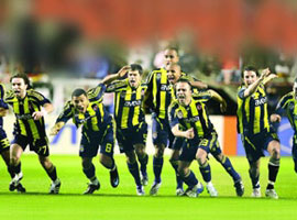 Türkiye tek yürek: Haydi Fener