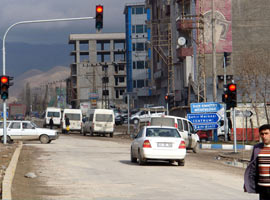 Yüksekovalılar 'kırmızı'yı gördü ama...