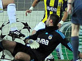 Volkan nereye bakıyor?! - Foto