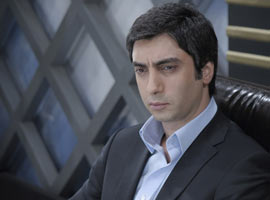 Kurtlar Vadisi'ni bile solladı !