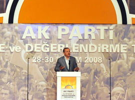 Gayemiz birilerine makam dağıtmak değil