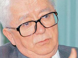 Tarhan Erdem, Baykal'a patladı !