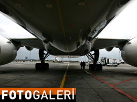 Türkiye'de iki uçakla bir ilk - Foto