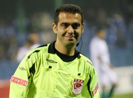 Hakem Müftüoğlu siyasete soyundu