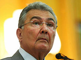 AK Parti'ye <b>dur demenin</b> yolunu buldu