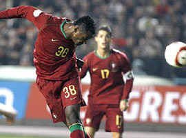 Galatasaray'a <b>sürpriz golcü</b>