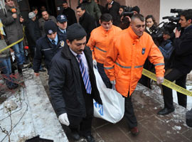 Faciaya delik boru neden olmuş