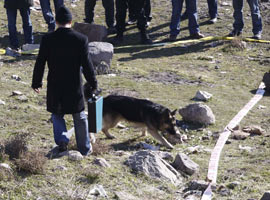 Kazılara 'özel aletle' devam !