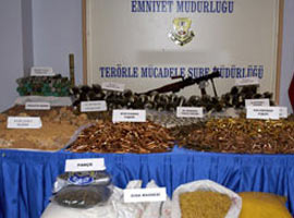 Hatay'da roketatar bulundu