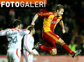 KAPTAN ASLAN'I İPTEN ALDI - Foto