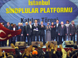 AK Parti'ye rekor katılım