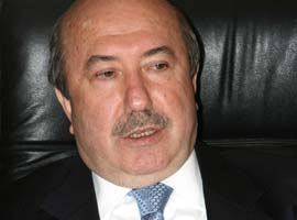 FLAŞ! Unakıtan hastaneye kaldırıldı