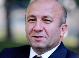 Ak Parti'li Arzu DTP'yi rakip görmüyor