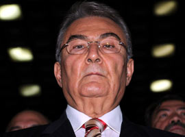 Baykal'ın <b>başı fena dertte !</b>