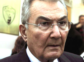 Baykal'ı <b>çok kızdıracak öneri</b>