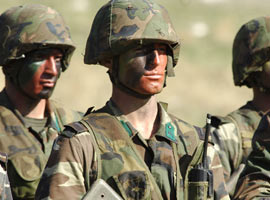 TBMM'DEN <B>ASKERE</B> ONAY