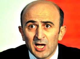 YARSAV başkanı <b>fena yakalandı</b>