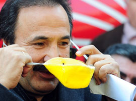 Sevigen için <b>düğmeye basan</b> isim!