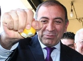 CHP'li Tekin'i <b>yakacak belge</b>