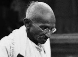 Hindistan Gandi için seferber oldu