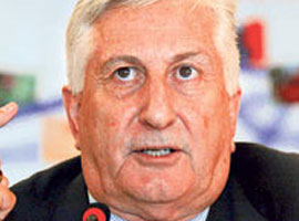 Çevik Bir'den <b>yargıya şok emir</b>