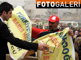 AK Parti mitinginde ilginç pankart - Foto