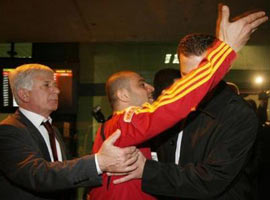 Hasan Şaş taraftarlarla tartıştı