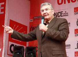 Baykal'ın moderatörü M. Ali Erbil !