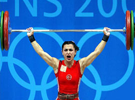 Halterde 3 Altın madalya.. 