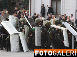 Seçimler Moldova'yı fena karıştırdı - Foto