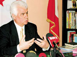 Derviş Eroğlu <b>çark etti</b>