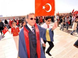 Rektör vekilinden inanılmaz açıklama