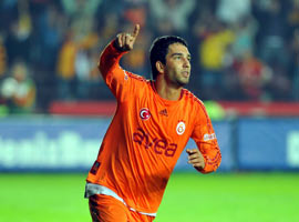 Cezalı olduğu halde yine olay oldu