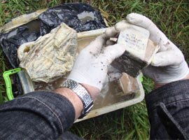 Komutanın evinde arama: 3 astsubay...