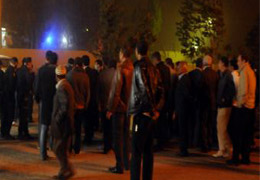 <B>KÖKLERİNİ KAZIYACAKLARMIŞ</B>