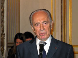 Peres: Hiçbir zaman özür dilemeyeceğiz