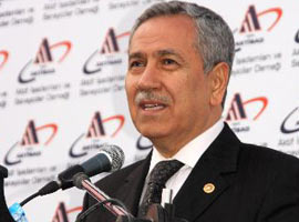 Bülent Arınç <b>tarih verdi </b>