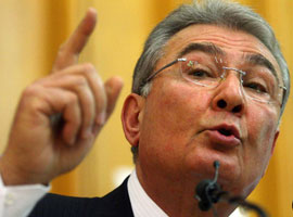 Baykal: <b>Ben takoz değilim</b>